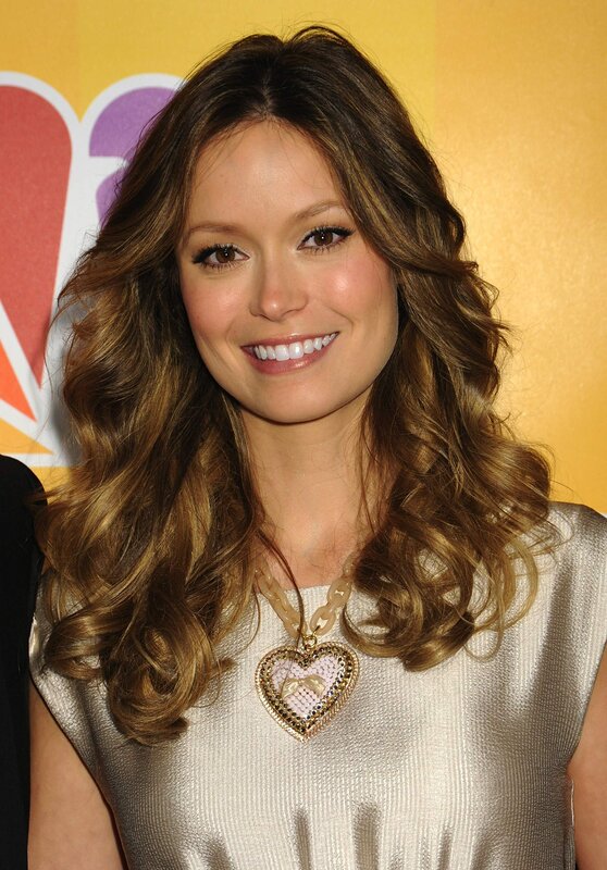 woman with heart necklace