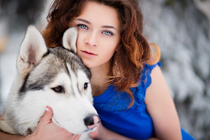 Woman with Husky Dog — Blue