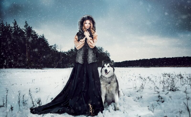 Woman with Husky in Snow — Black