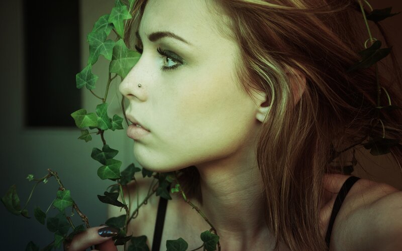 woman with ivy plant