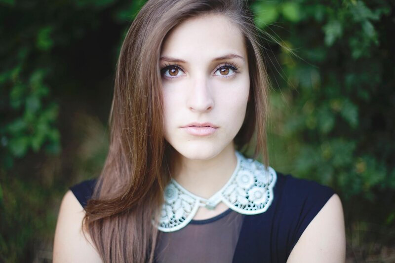 woman with lace collar