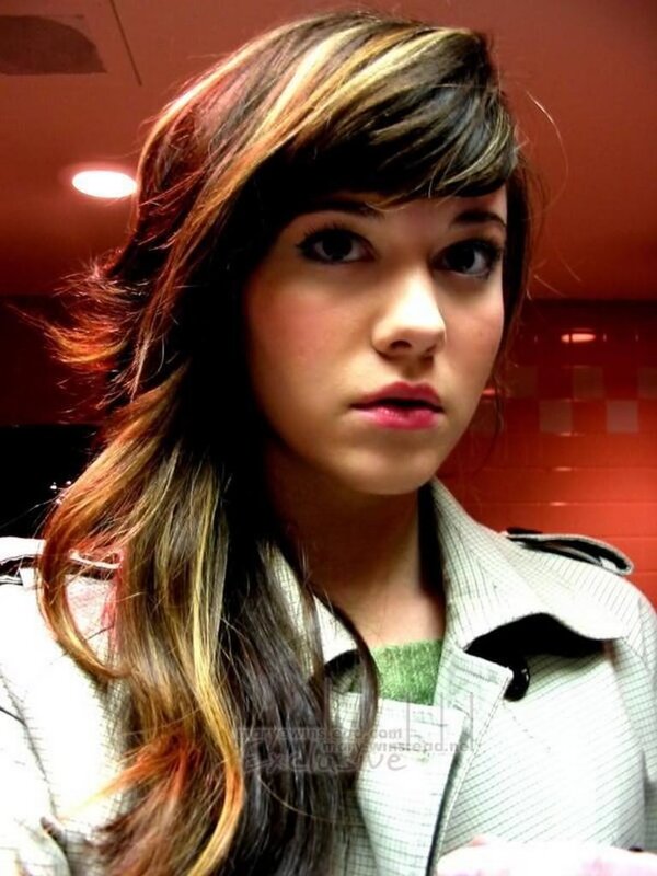 woman with layered hair