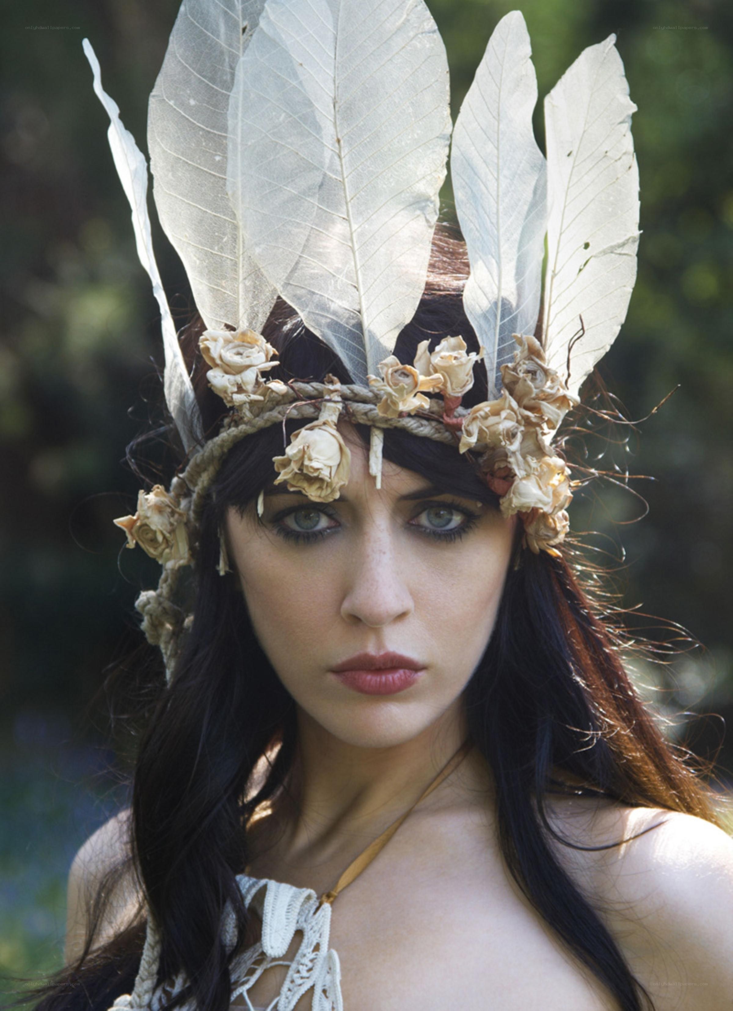 woman with leaf crown