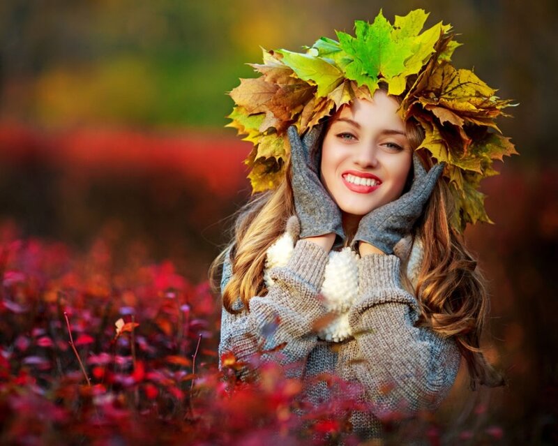 Woman with Leaf Crown — Red, Cheerful