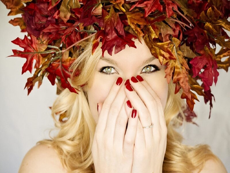 Woman with Leaf Crown — Red, Playful