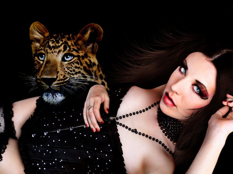 Woman with Leopard Head — Black