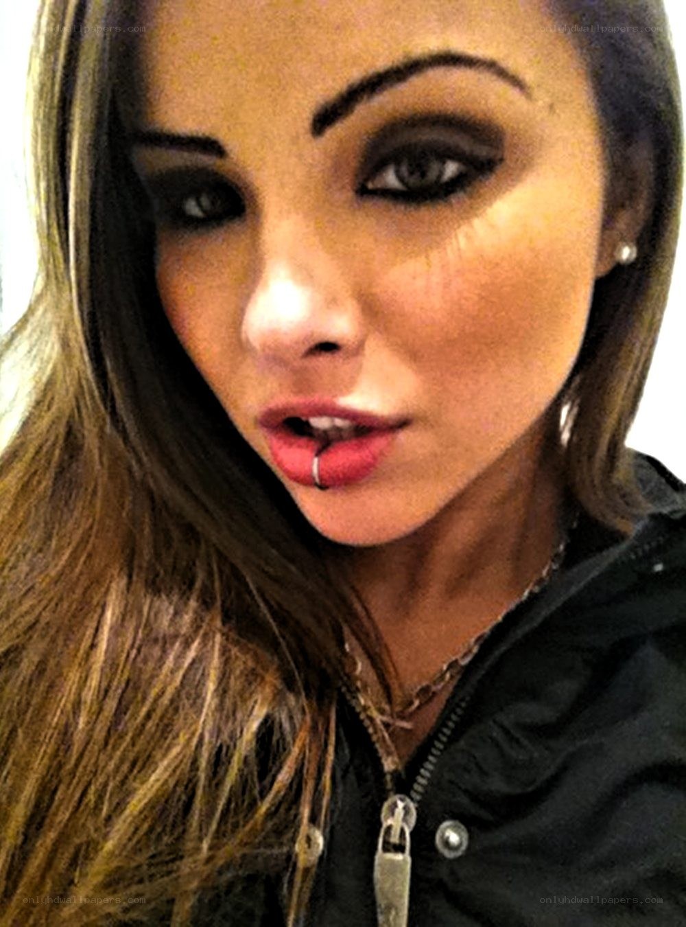 woman with lip piercing