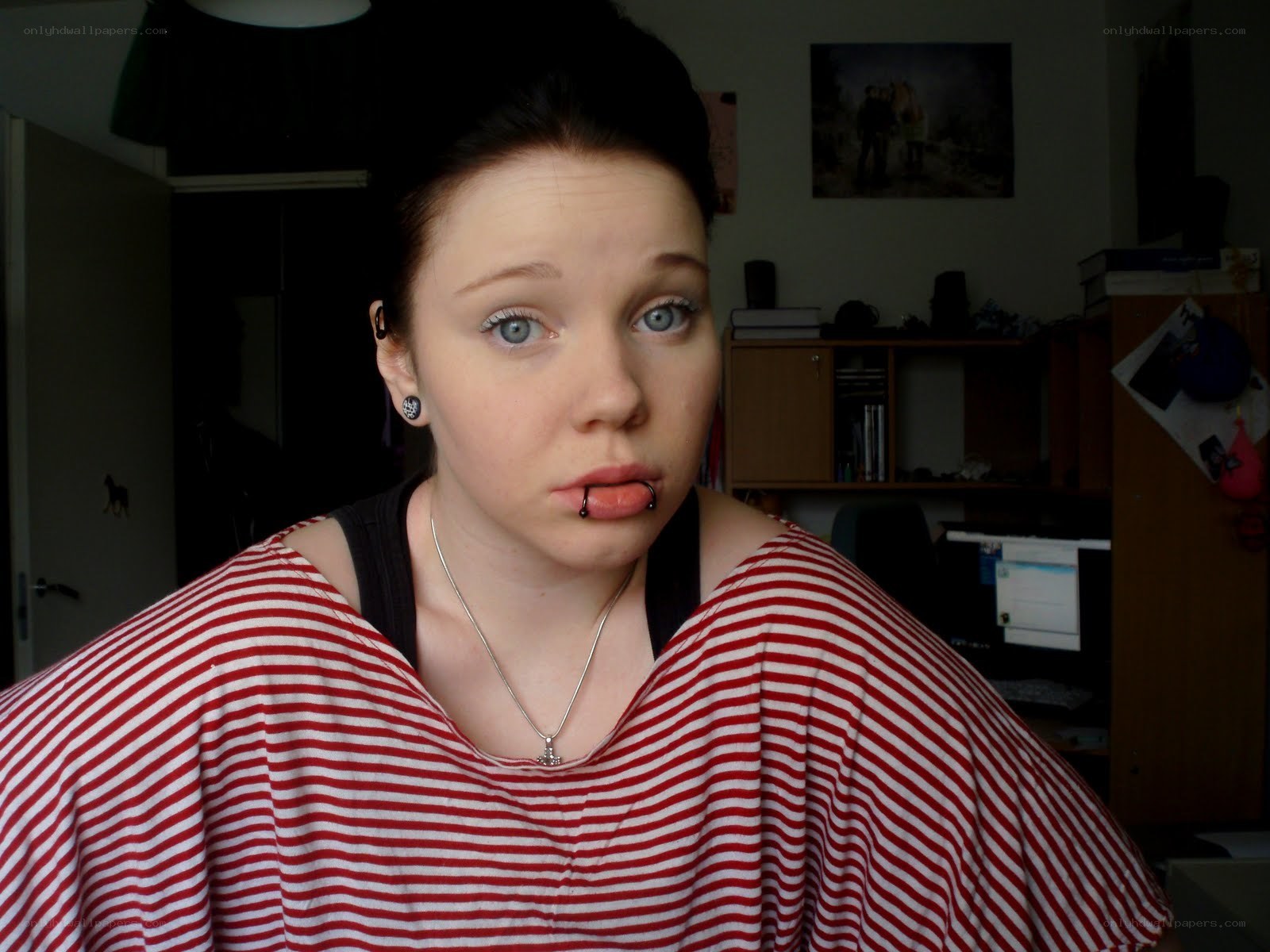 woman with lip piercing