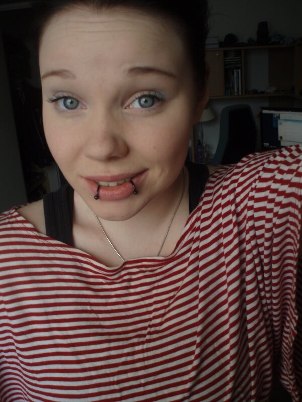 woman with lip piercing
