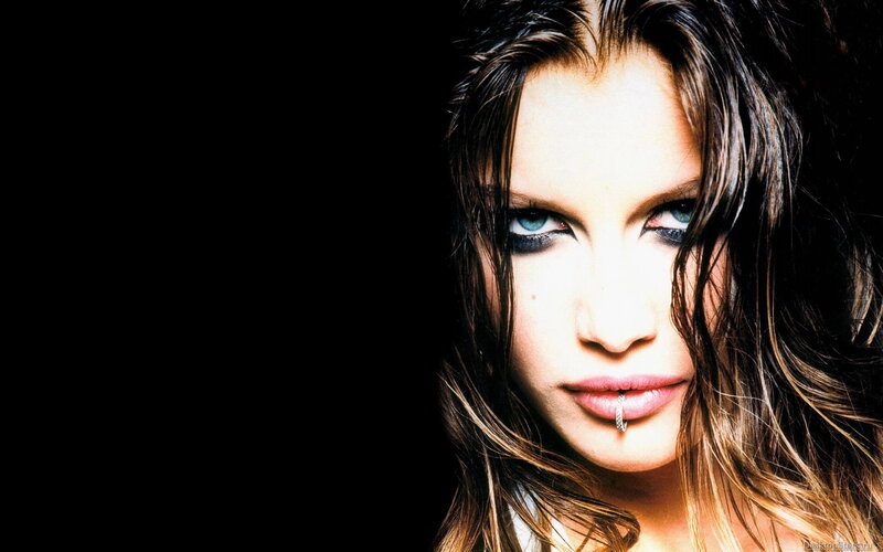 Woman with Lip Piercing — Black