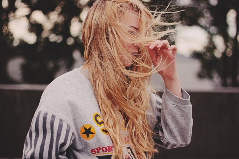 Woman with Long Blonde Hair — Gray, Dynamic