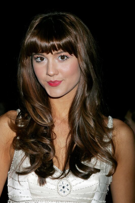 woman with long brown hair