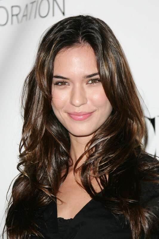 woman with long brown hair