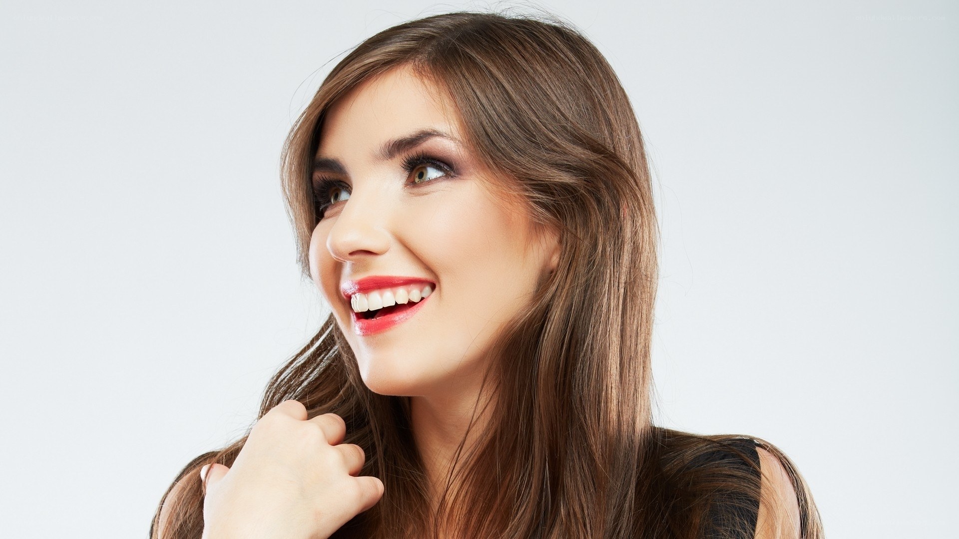 woman with long brown hair