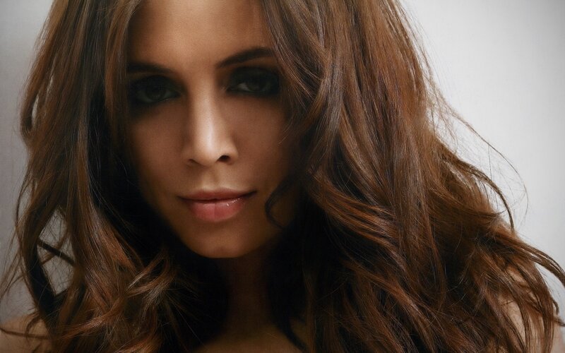 woman with long brown hair