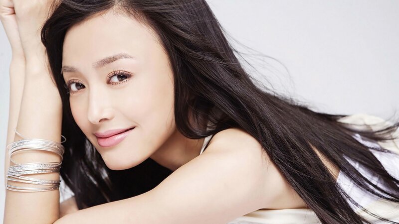 woman with long dark hair