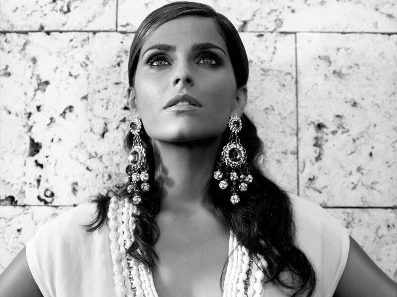 Woman with Long Earrings — Black, Dramatic