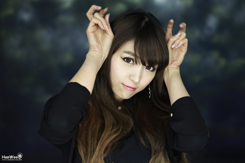 woman with long hair posing