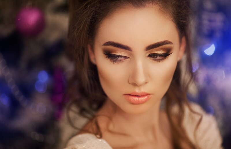 Woman with Makeup — Gold, Festive