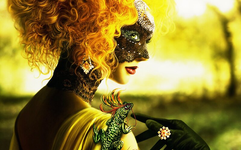 woman with mask and lizard