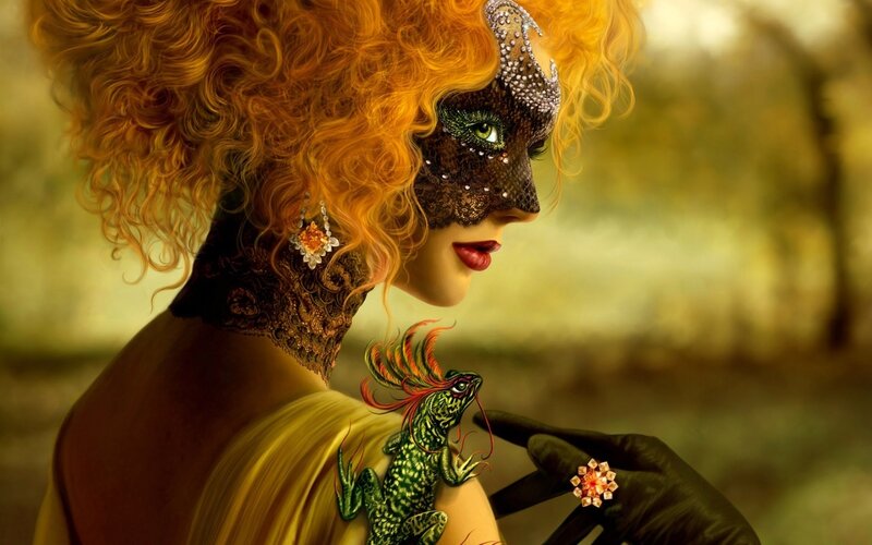 woman with mask and lizard