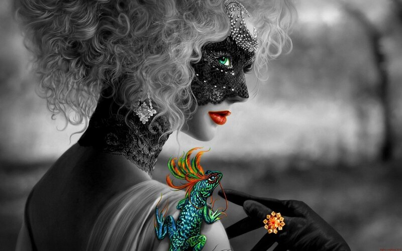Woman with Mask and Lizard — Black