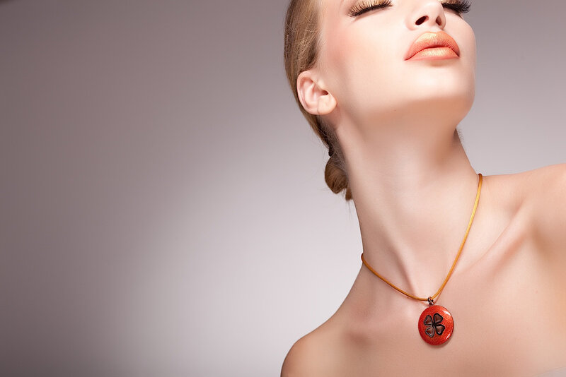 Woman with Necklace — Red