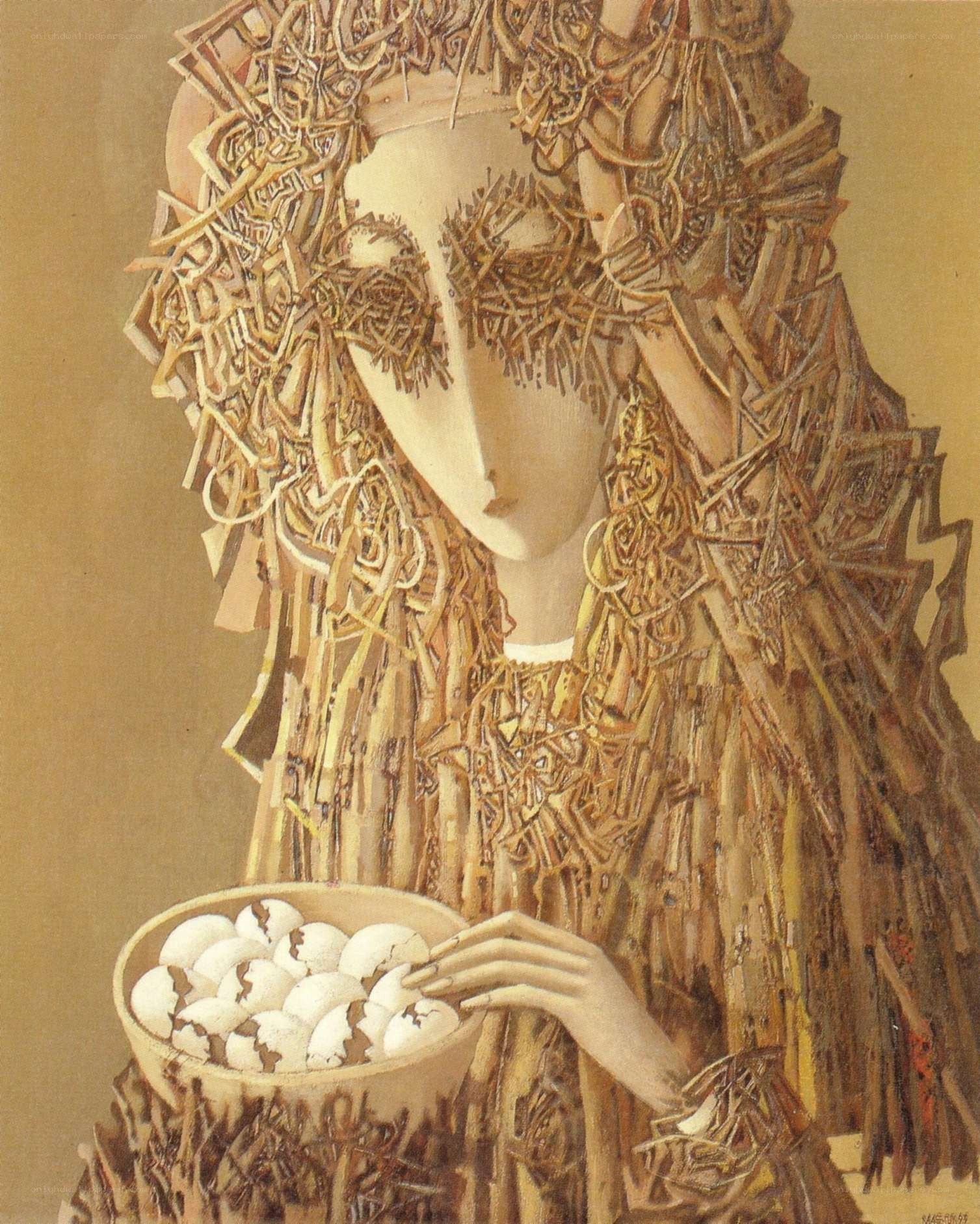 woman with nest-like crown