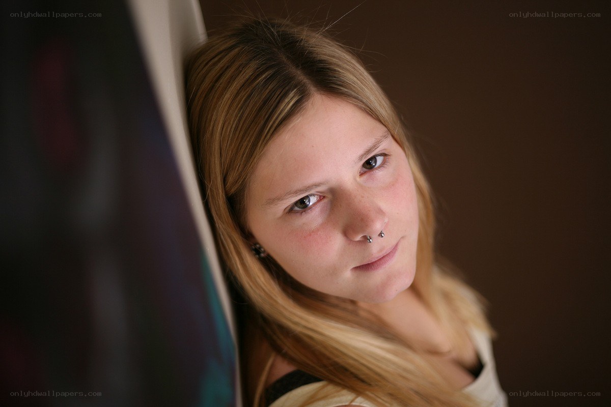woman with nose piercing