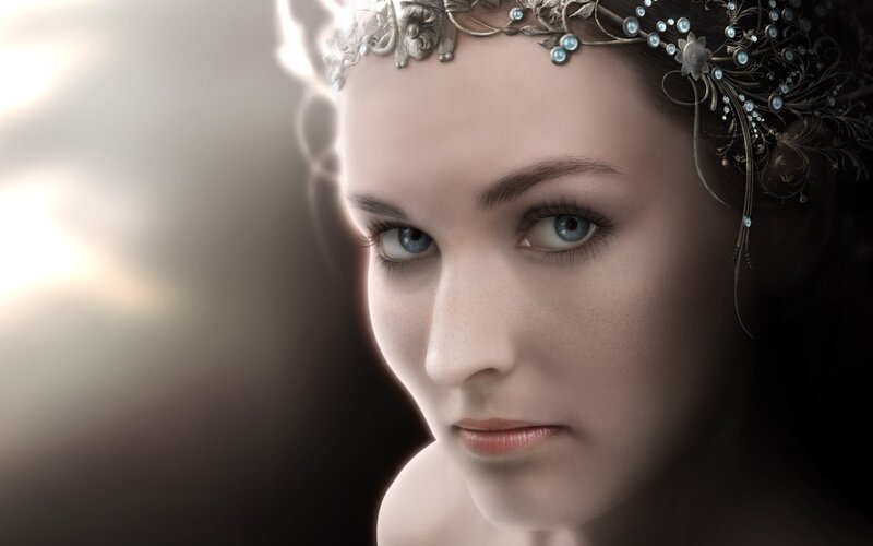 woman with ornate crown