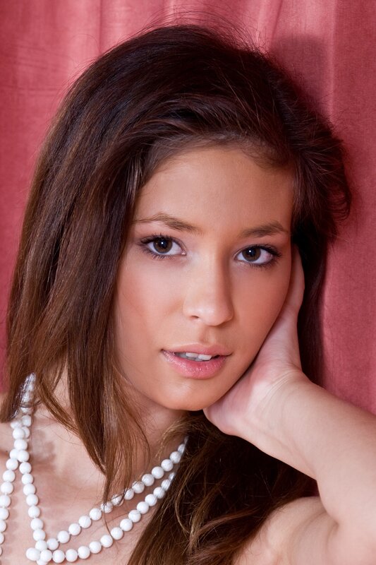woman with pearl necklace