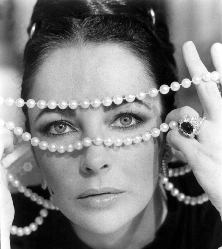 woman with pearl necklace
