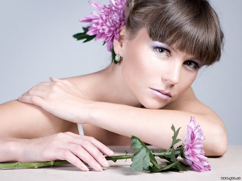 woman with pink flowers