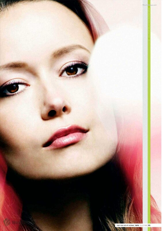 woman with pink hair