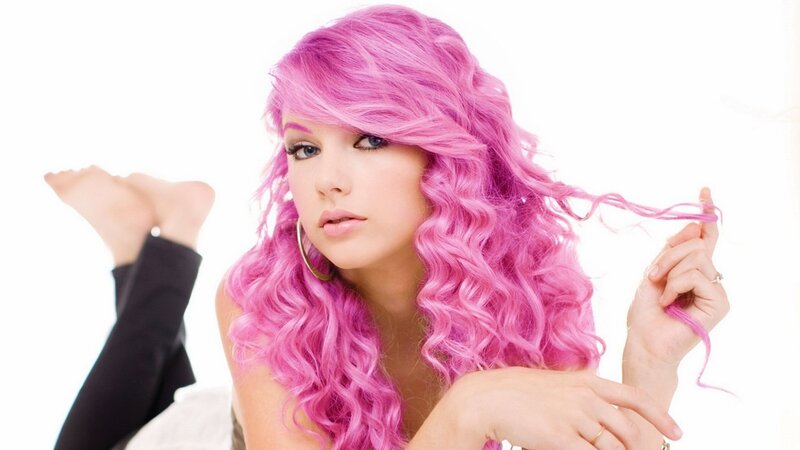 woman with pink hair
