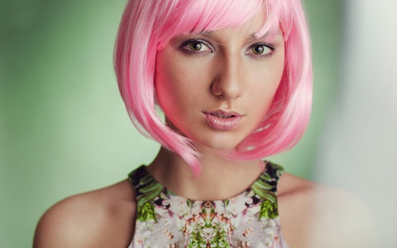 woman with pink hair