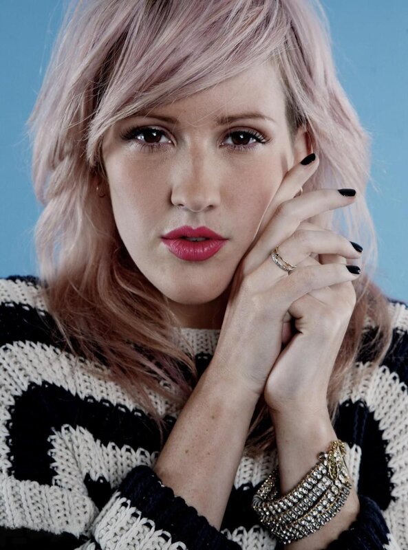 woman with pink hair and red lipstick