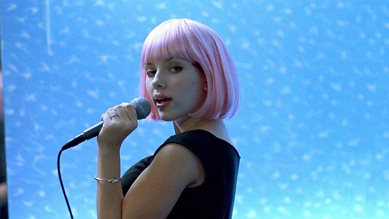 Woman with Pink Hair Singing — Dramatic