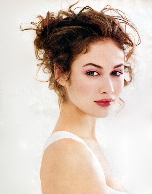 woman with pink makeup
