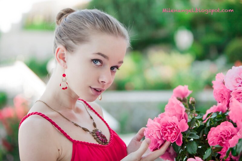 woman with pink roses