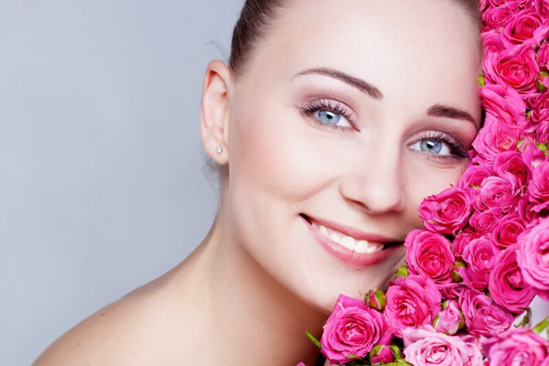 Woman with Pink Roses — Calm