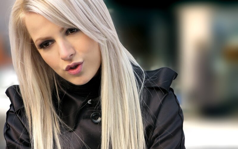 woman with platinum blonde hair