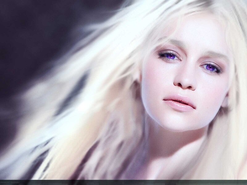 woman with purple eyes
