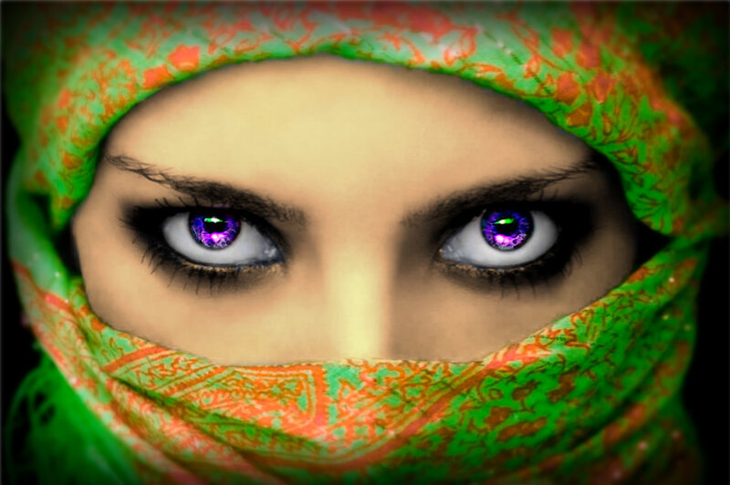 Woman with Purple Eyes — Green