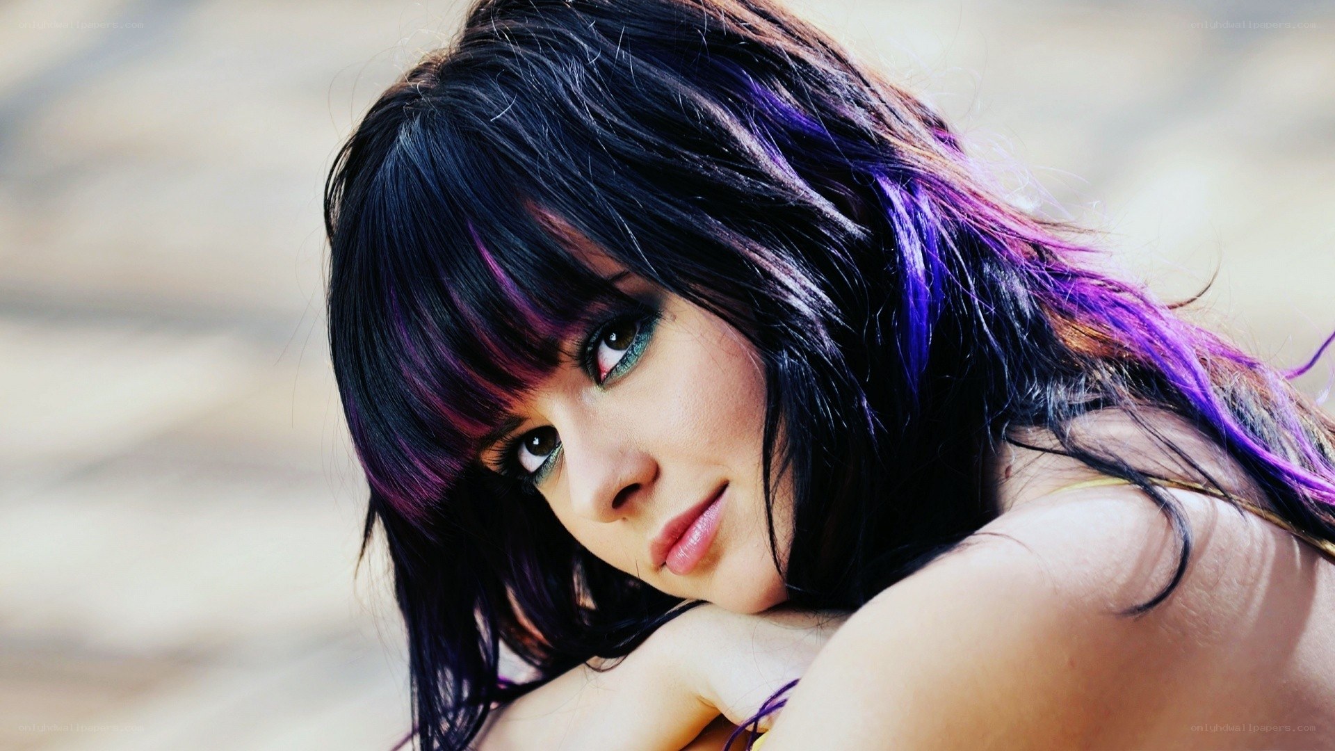woman with purple hair