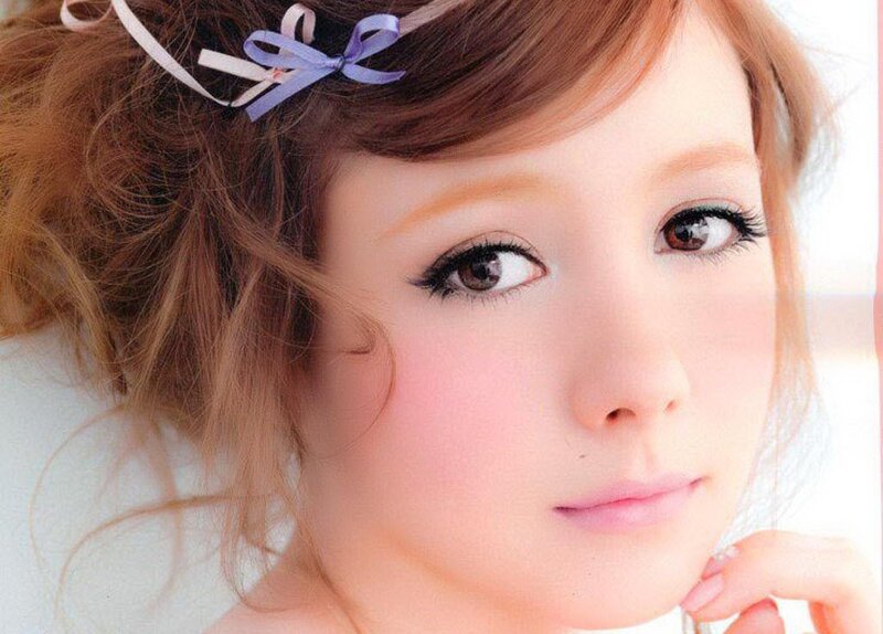 woman with purple hair bow