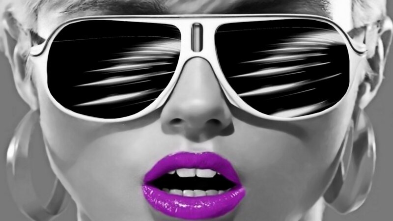 woman with purple lips and sunglasses
