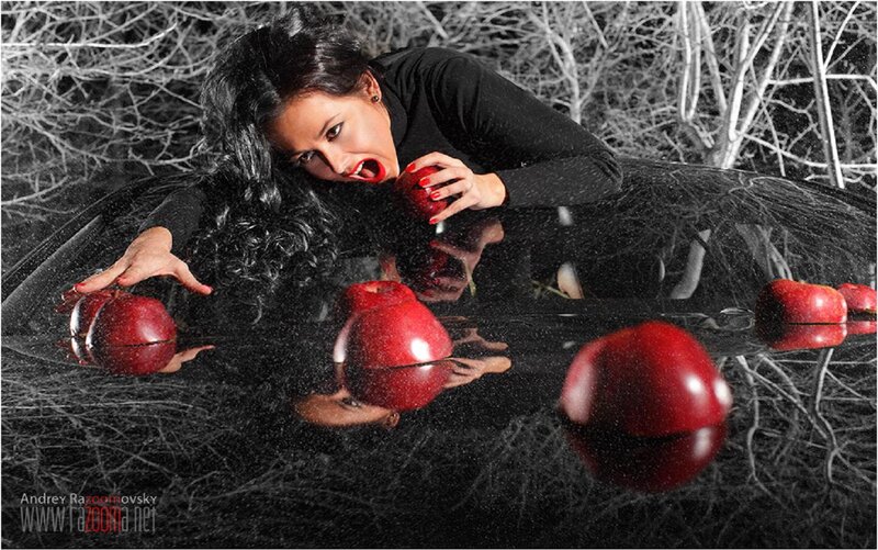 Woman with Red Apples — Dramatic