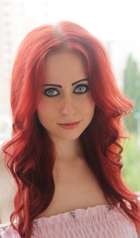 woman with red hair