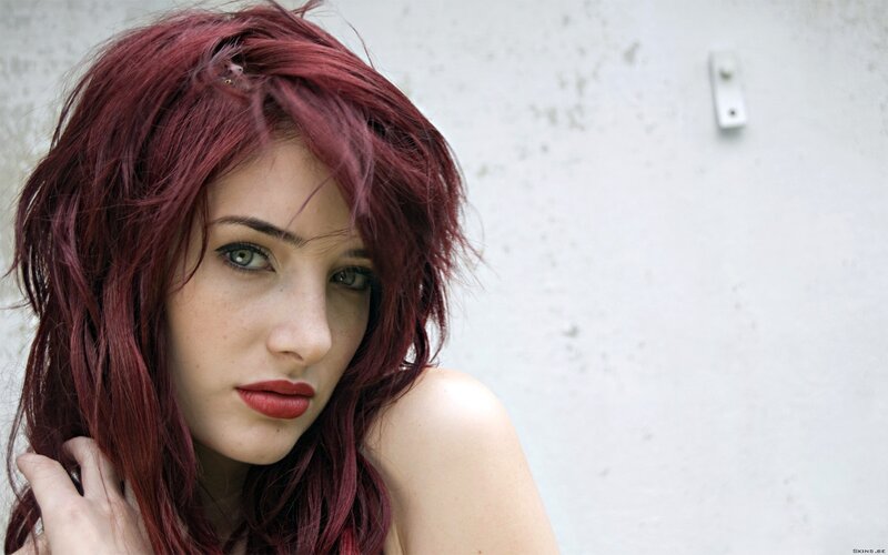 woman with red hair